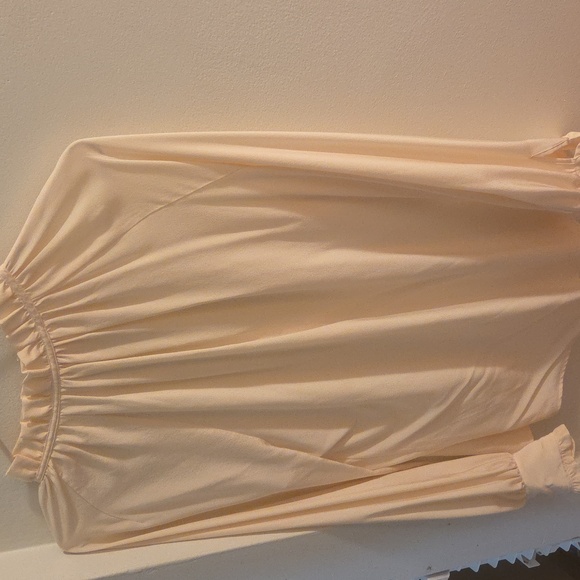 NWT Women's Ivory Silk Long Sleeve Ruffle Blouse M - Picture 8 of 11